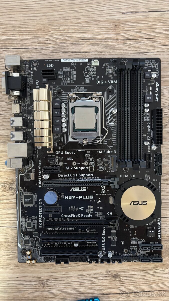 Pc komponenty (RAM, Dosky, procesory) - 2