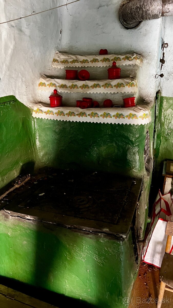 predáme stavebný pozemok s vidieckym domčekom - 2