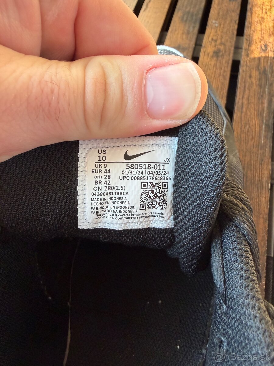 Nike Air Max Ivo - 2