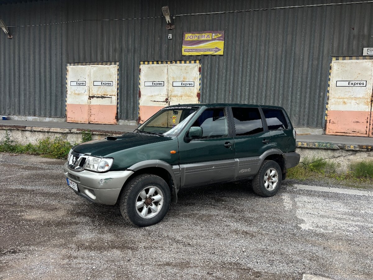 Nissan Terrano 2.7 TDi 92kw 4x4