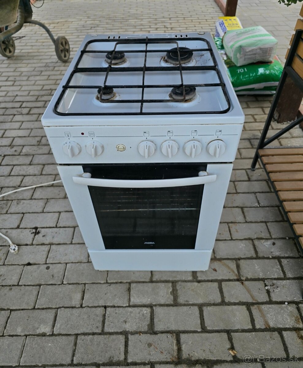 Plynovy sporak s elektrickou rurou - 2