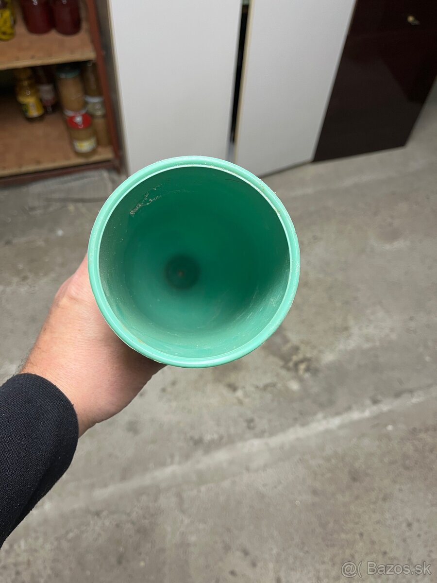 Retro zapichovacia cintorínska váza - 2