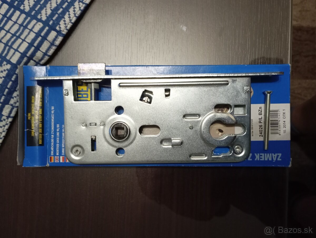 Predám bezpečnostné kovanie a zámok rozteč 90 mm - 2