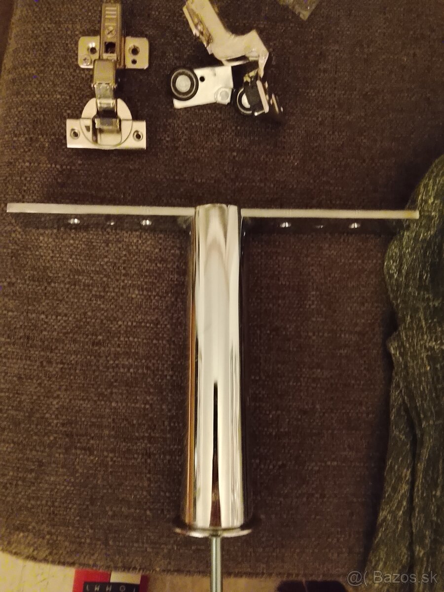 Kovanie blum. Konzola - 2