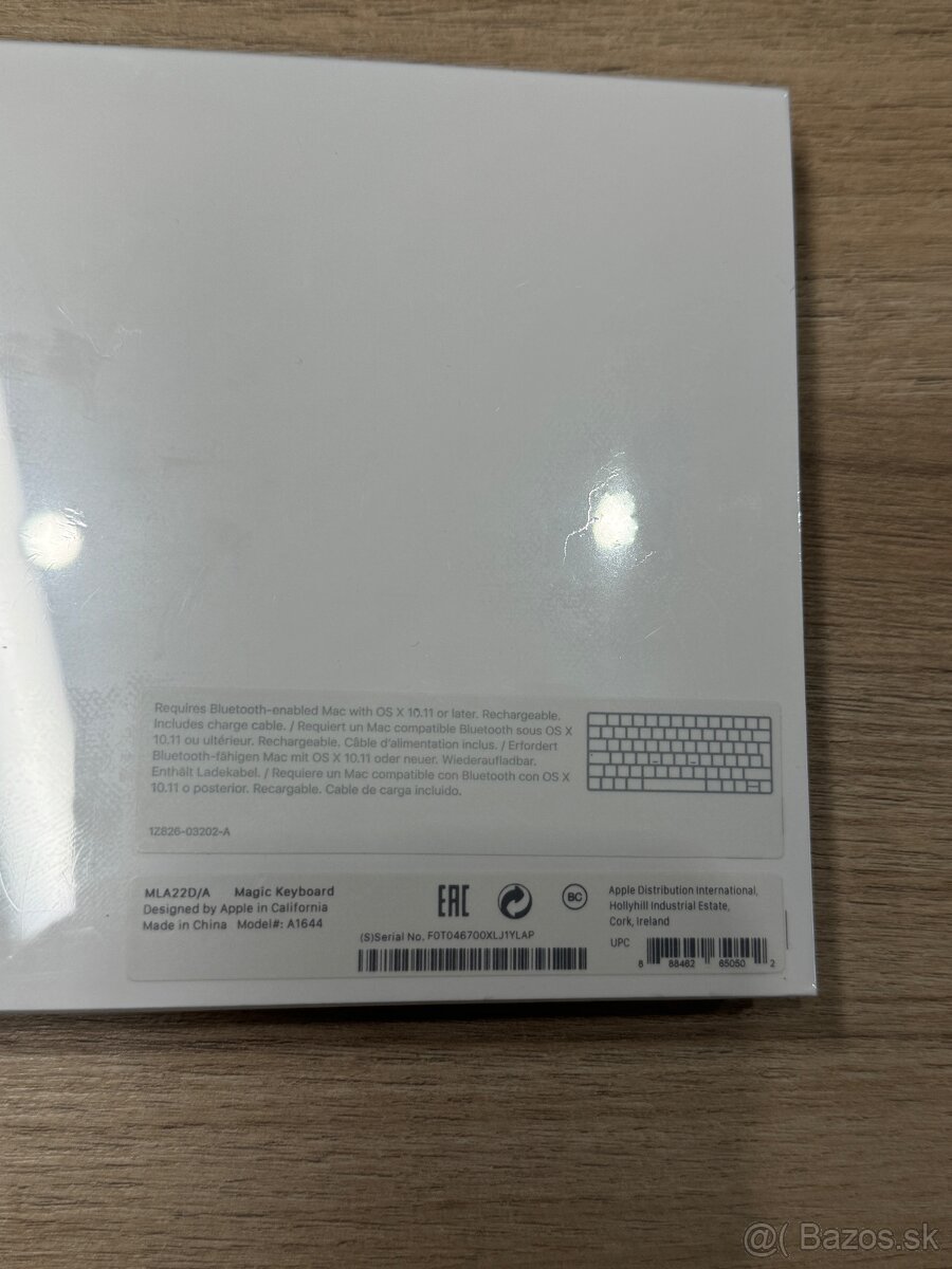 APPLE Magic Keyboard Biela - 2