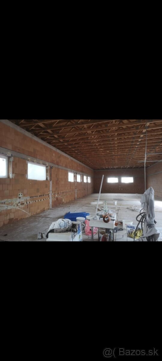 Partia na strojové a sadrové omietky. - 2