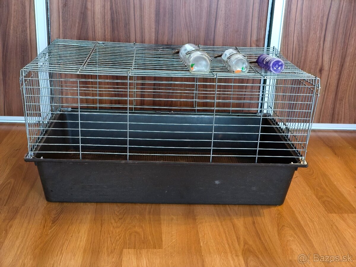 predam klietku s napajackami - 2