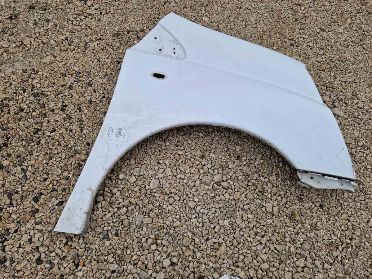 Blatník Citroen Jumpy - 2