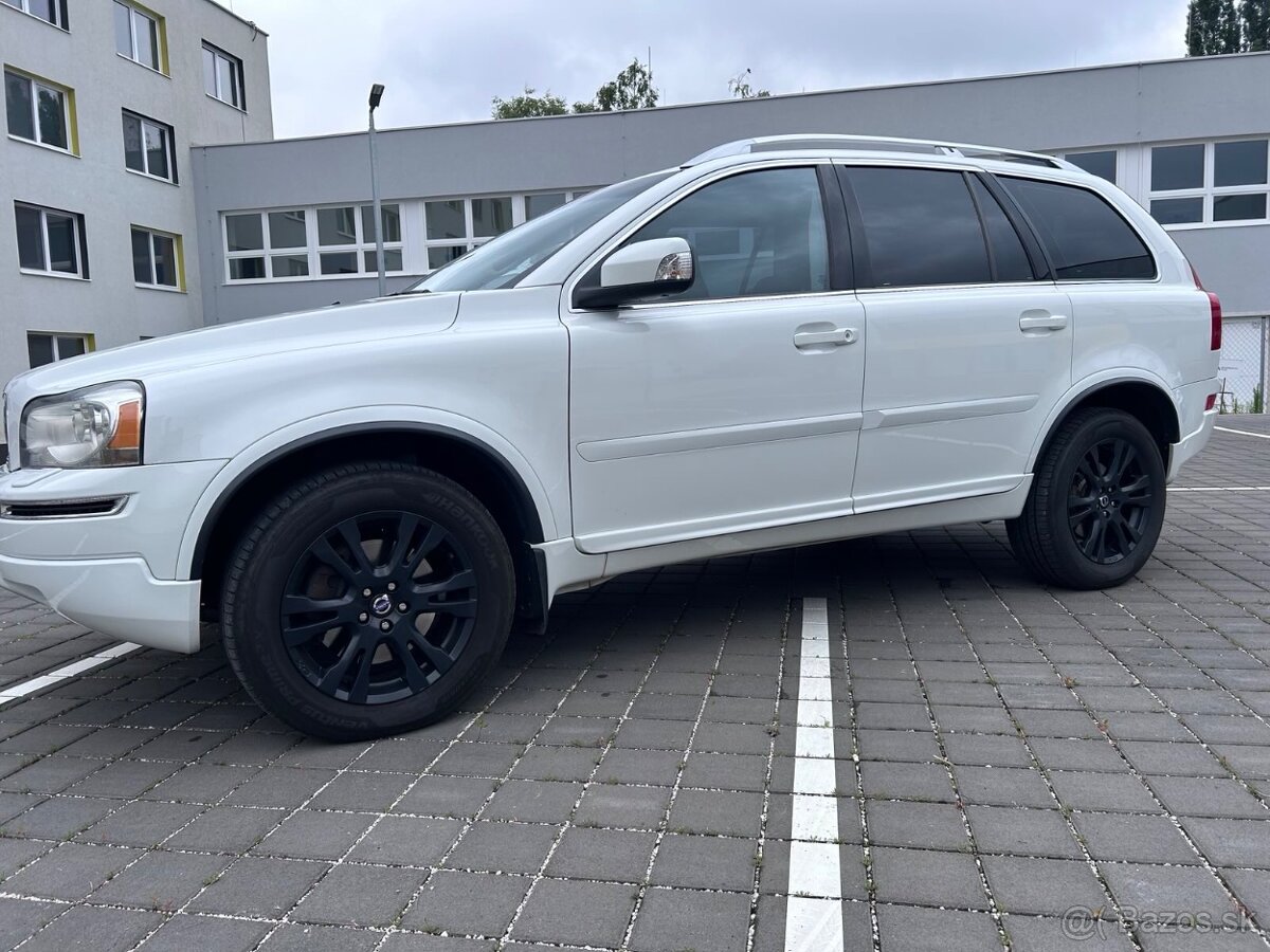 Volvo XC90 - 2