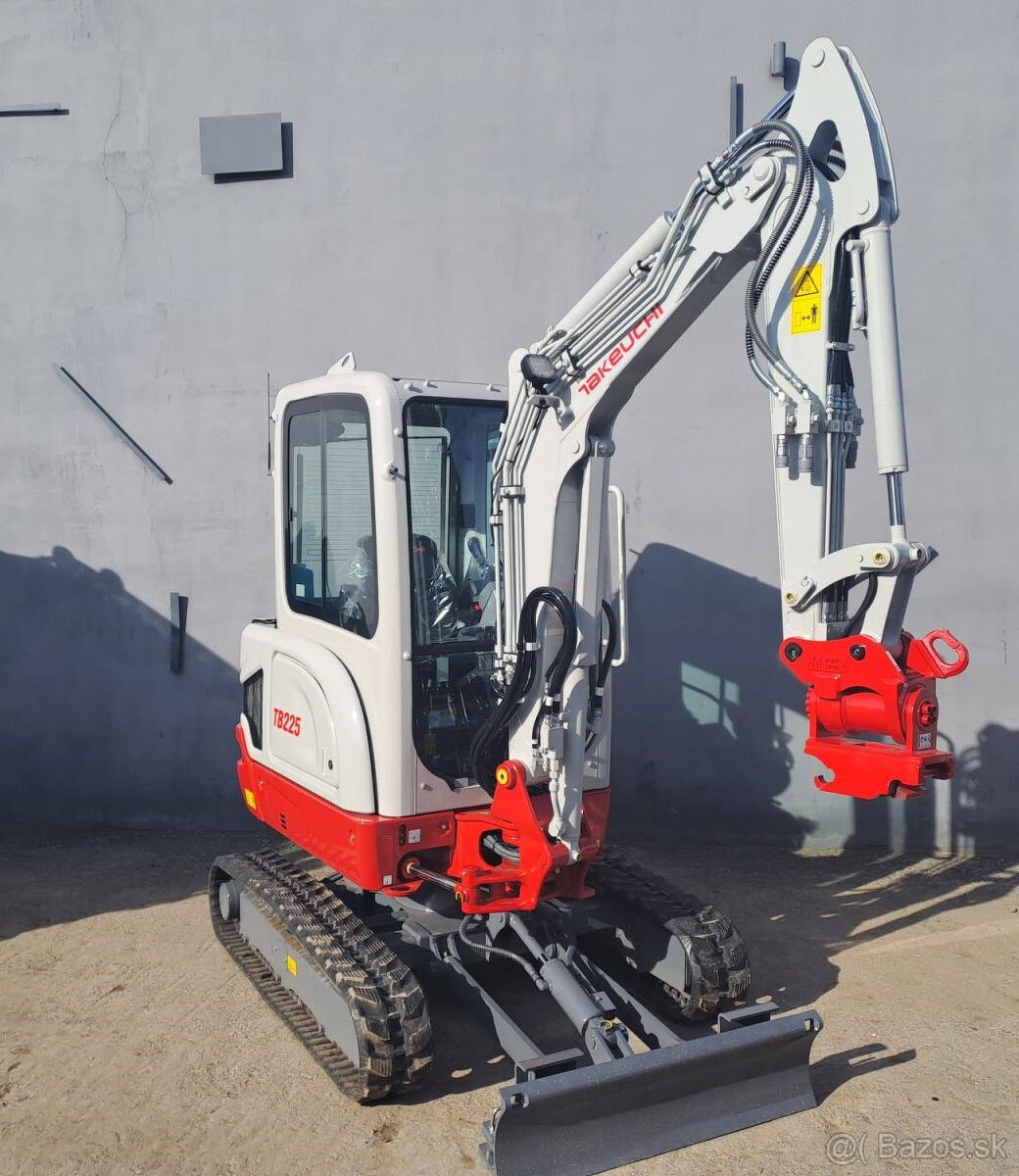 TAKEUCHI TB225 DIESEL + lyžice - 2