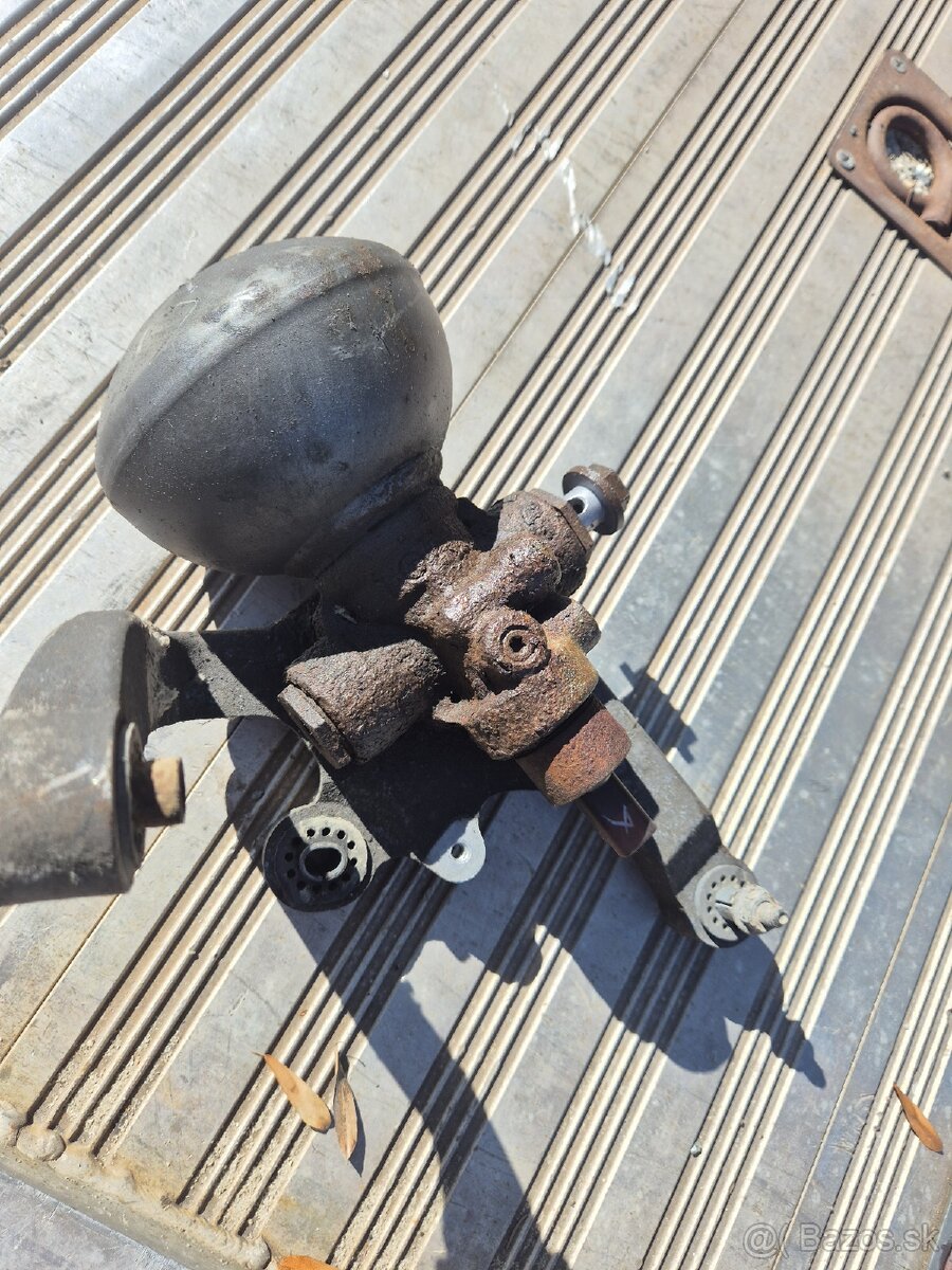 Regulator tuhosti citroen c5 - 2