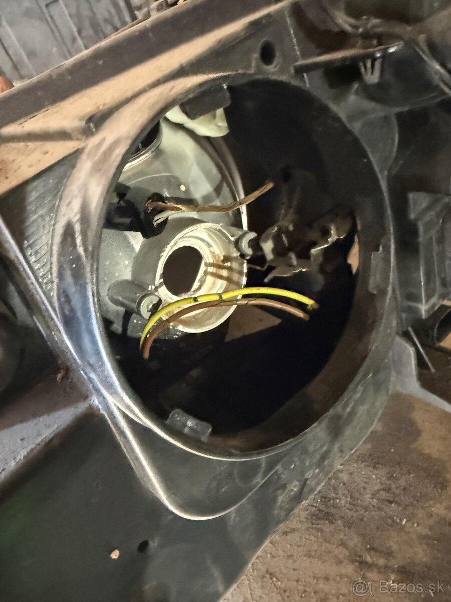 Halogen svetla bmw e60 Predface - 2