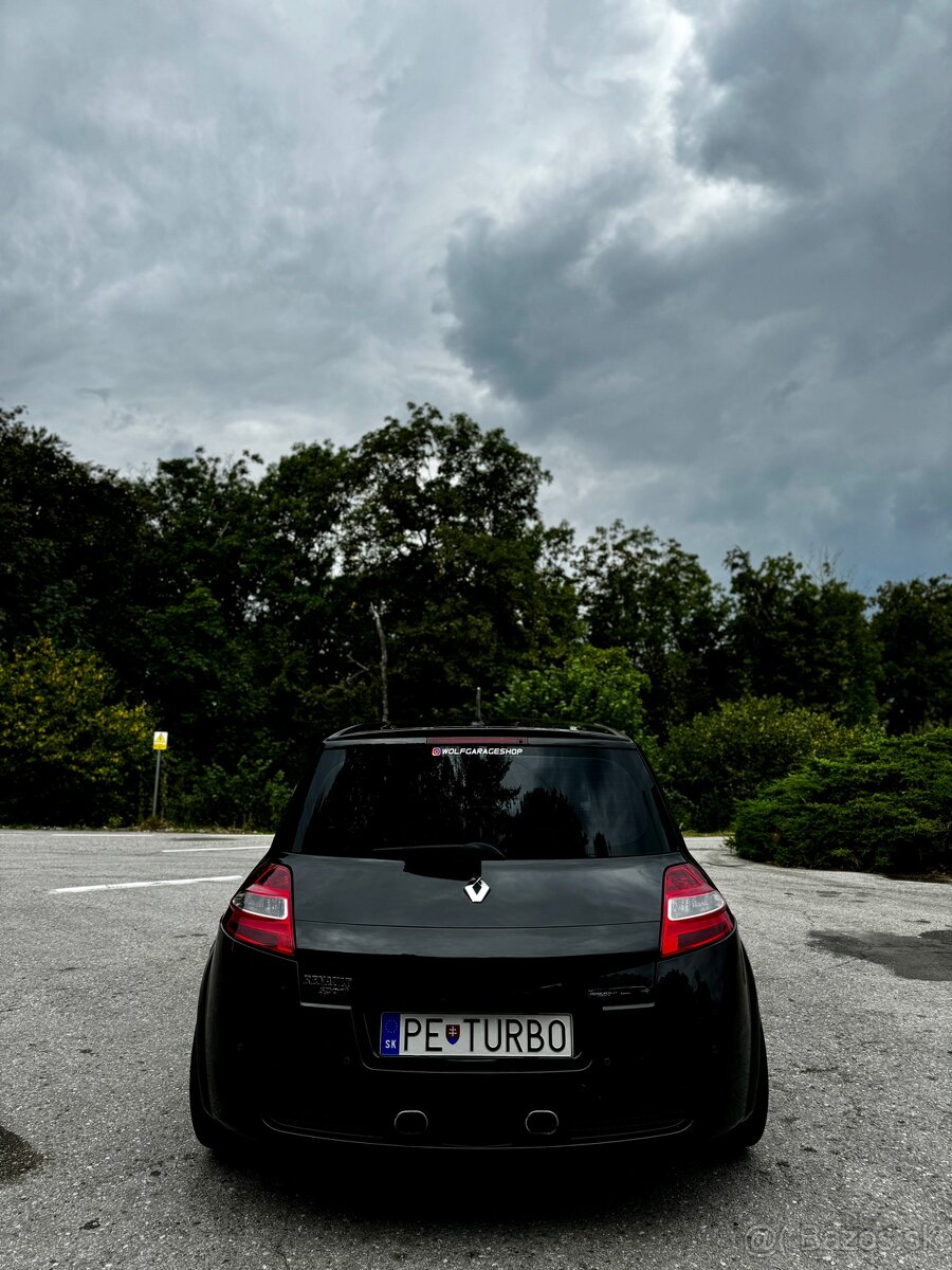 Renault Megane RS, 2.0T - 2