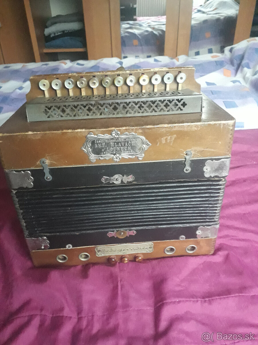 Heligonka Harmonika Antonin Hlavacek - kralovstvi ceske - 2