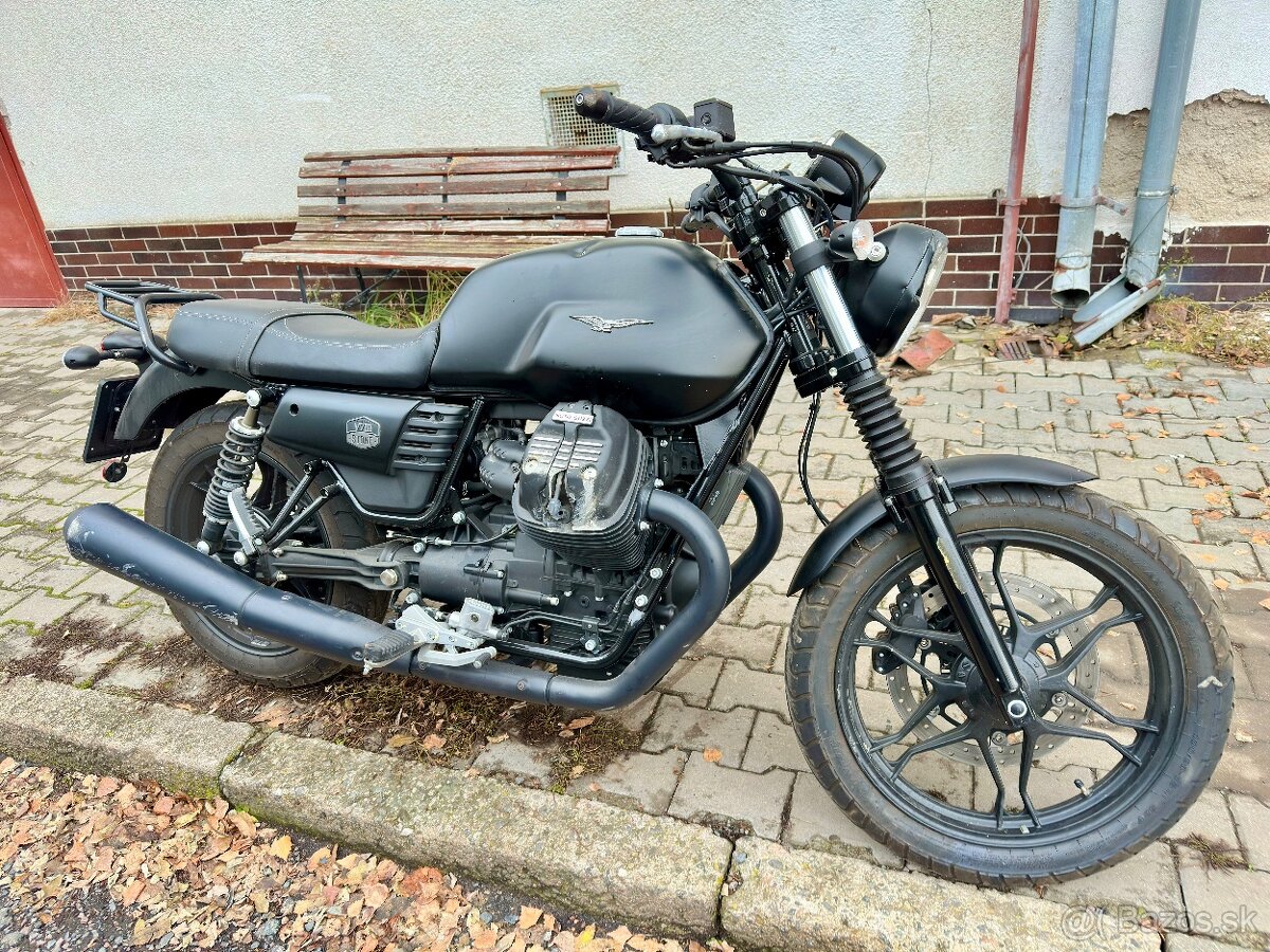 Moto guzzi v7 III stone - 2