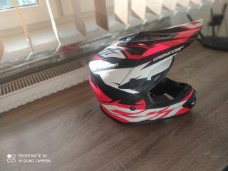 PRILBA   VELKOS  , S ,