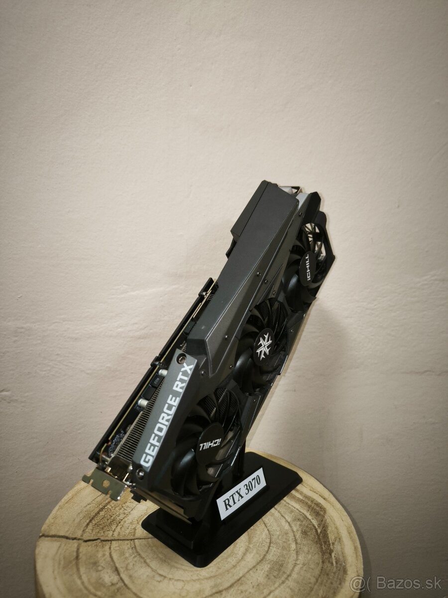 INNO3D RTX3070 iChill x3 - 2