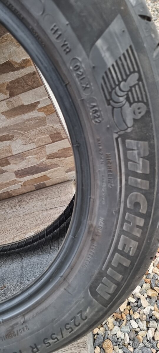 Predám 2xletné pneumatiky Michelin Primacy4 225/55 R18 - 2