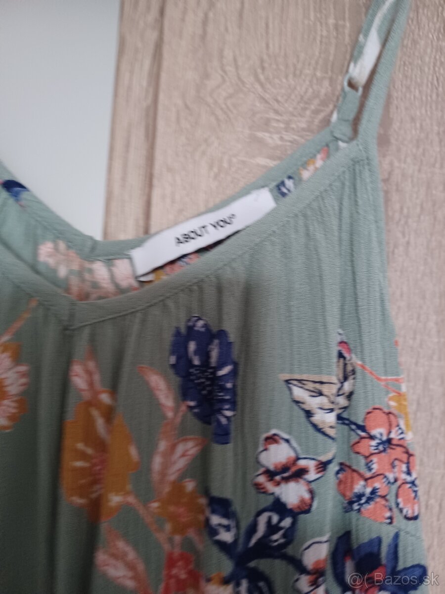 Raz použité šaty - 2