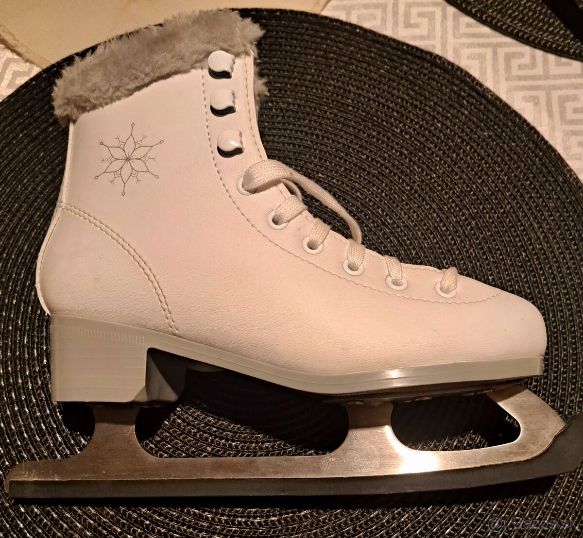 Dievčenské korčule - 2