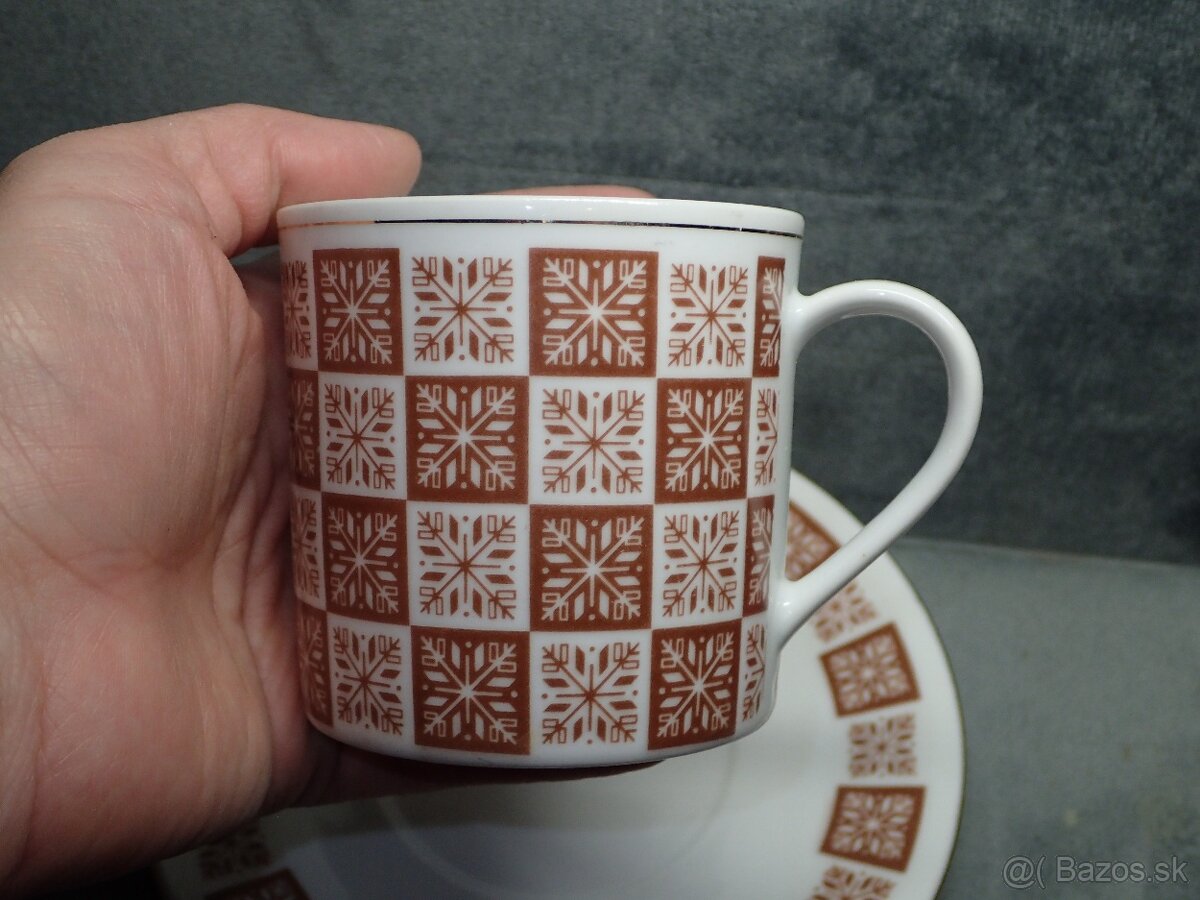 Šálky s podšálkami 13ks - 2