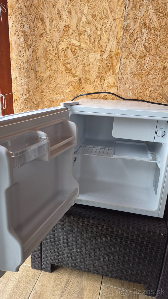 Chladnicka IKEA TILLREDA - 2