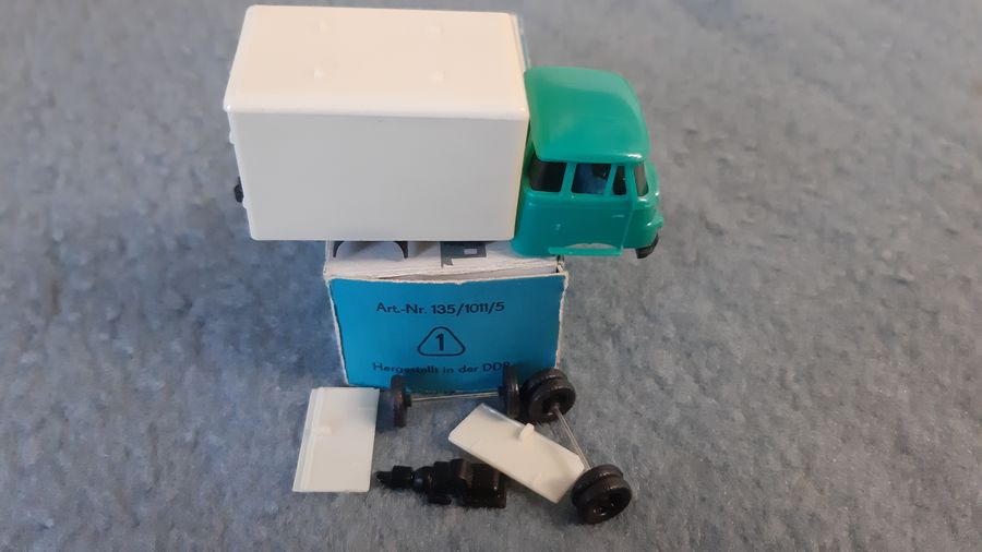 Model Espewe "Robur - Kastenwagen" H0 - 2