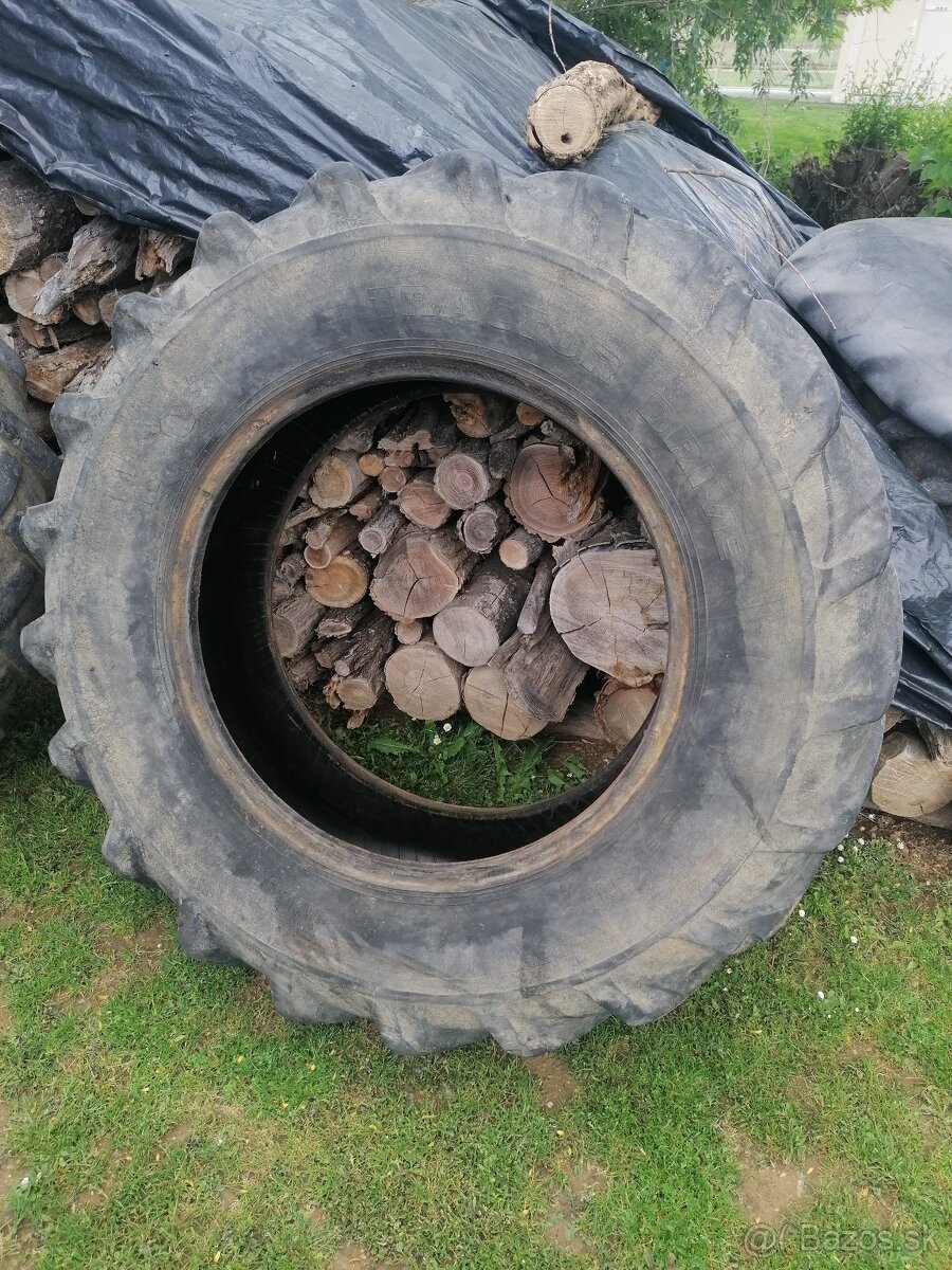 Predám pneumatiky Zetor - 2