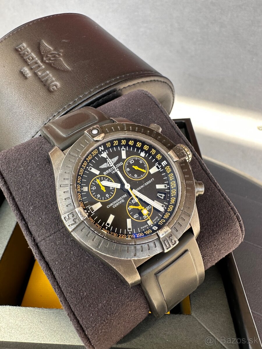 BREITLING AVENGER SEAWOLF 45 mm - 2