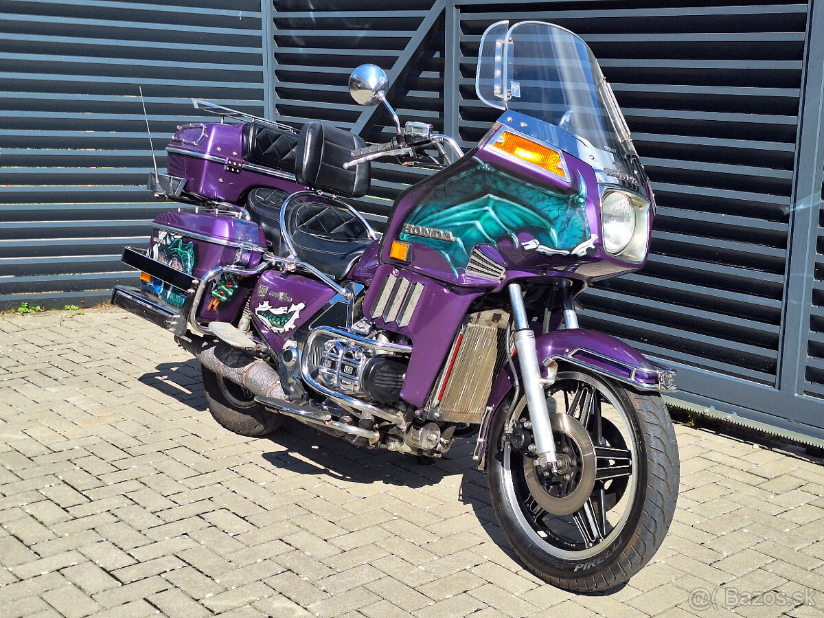 HONDA GL1100 GOLDWING - 2