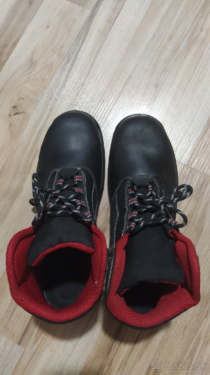 UVEX Heckel Focus High veľ.47 - 2