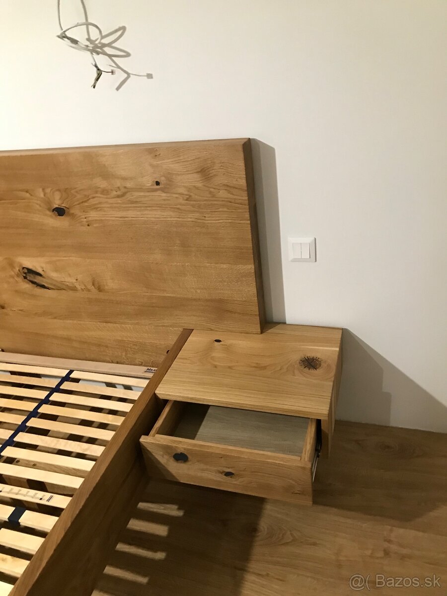 Dubová manželská postel masiv - 2