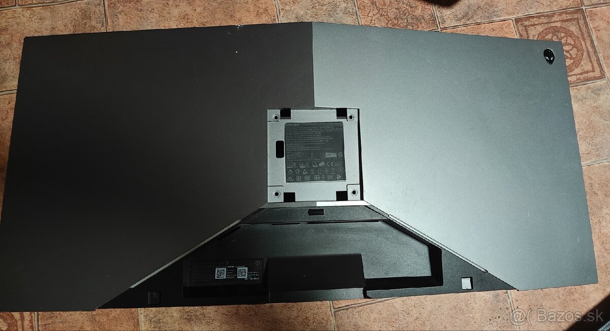 Alienware na diely (AW3418HV). - 2