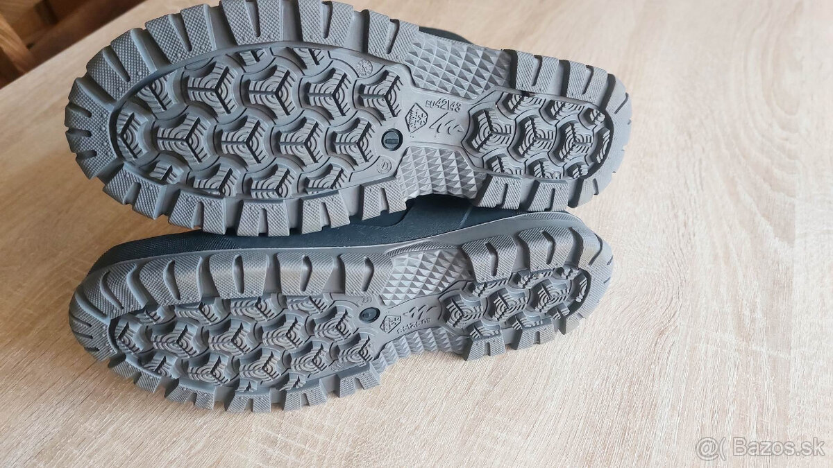 Nepremokavé čižmy 42/43 - 2