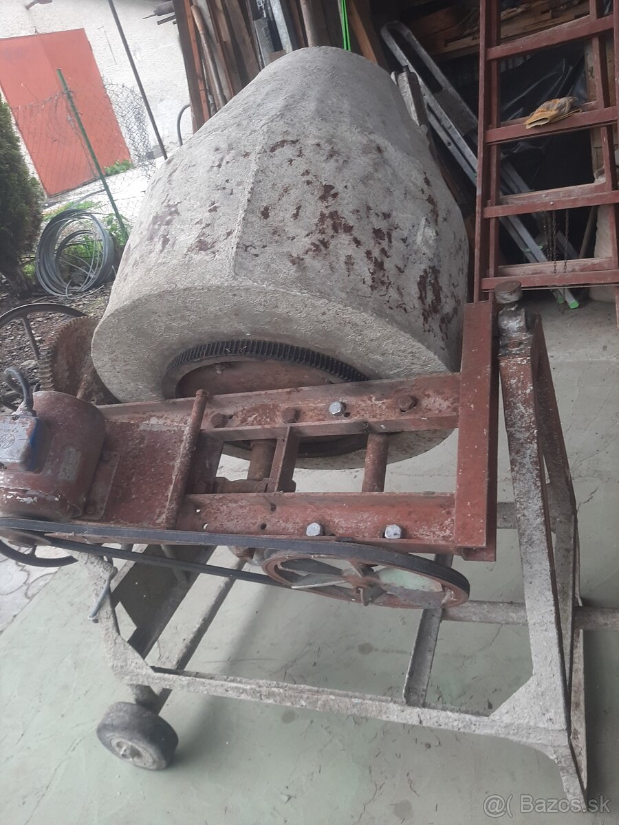 Stavebná miešačka - 2