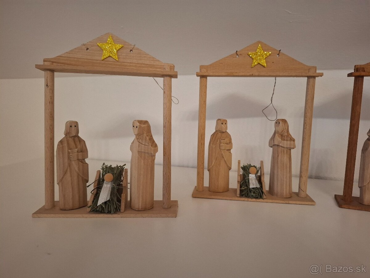 Betlehem rozne farby dreva - 2