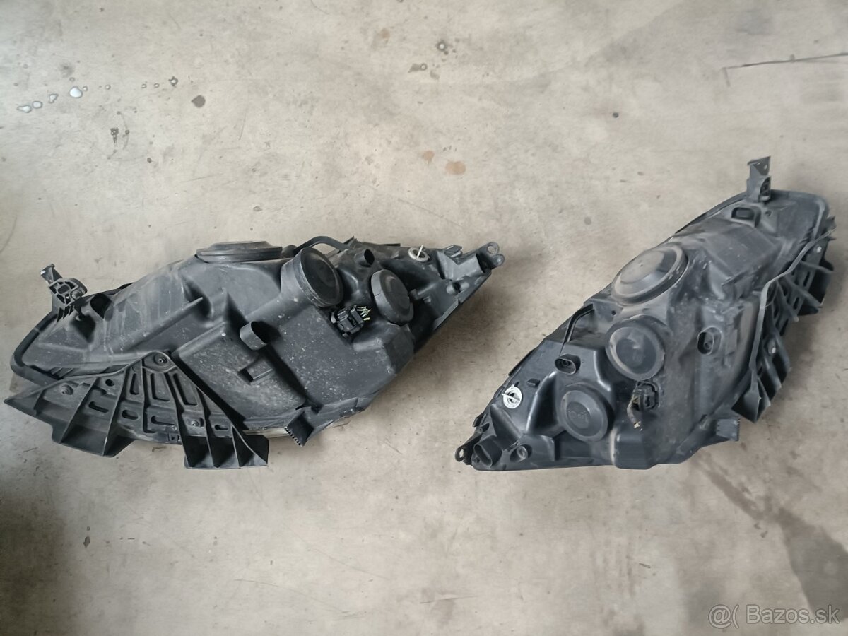 Predne svetla citroen picasso c4 H1+H7 - 2