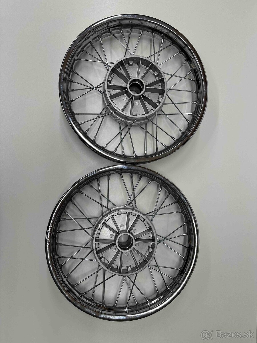 Predám nové koleso 16" komplet ráfik výplet stred JAWA - 2
