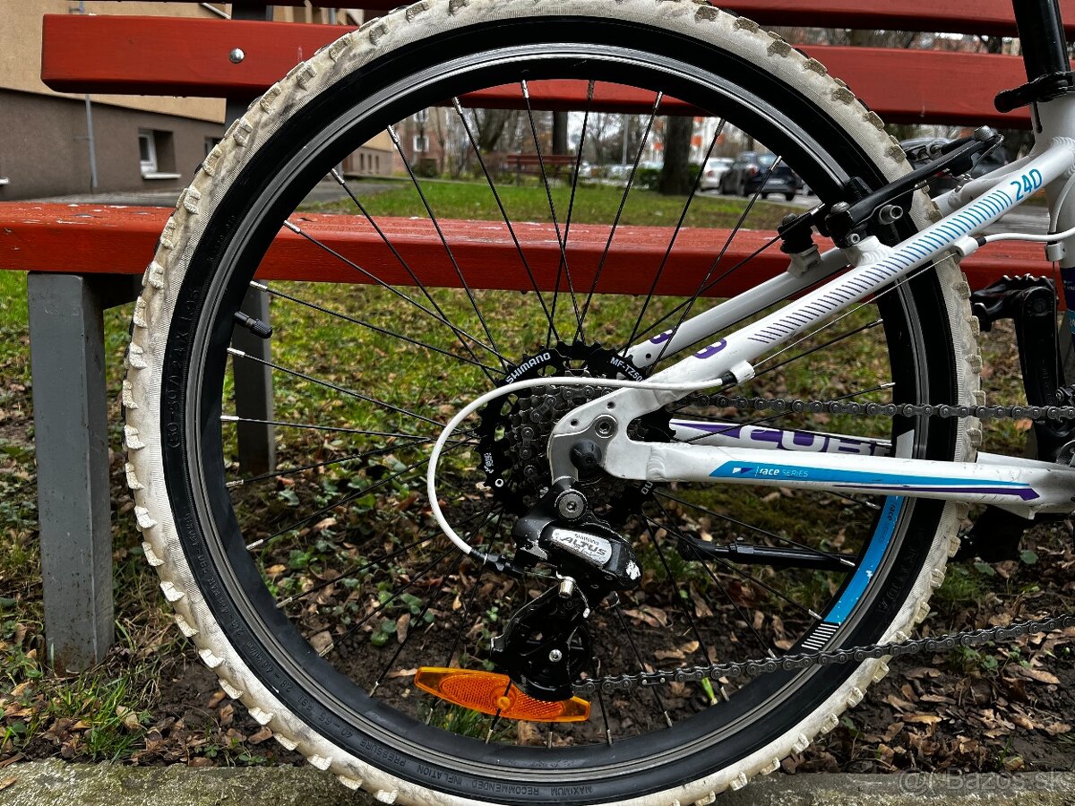 dievčenský bicykel CUBE 24" - 2