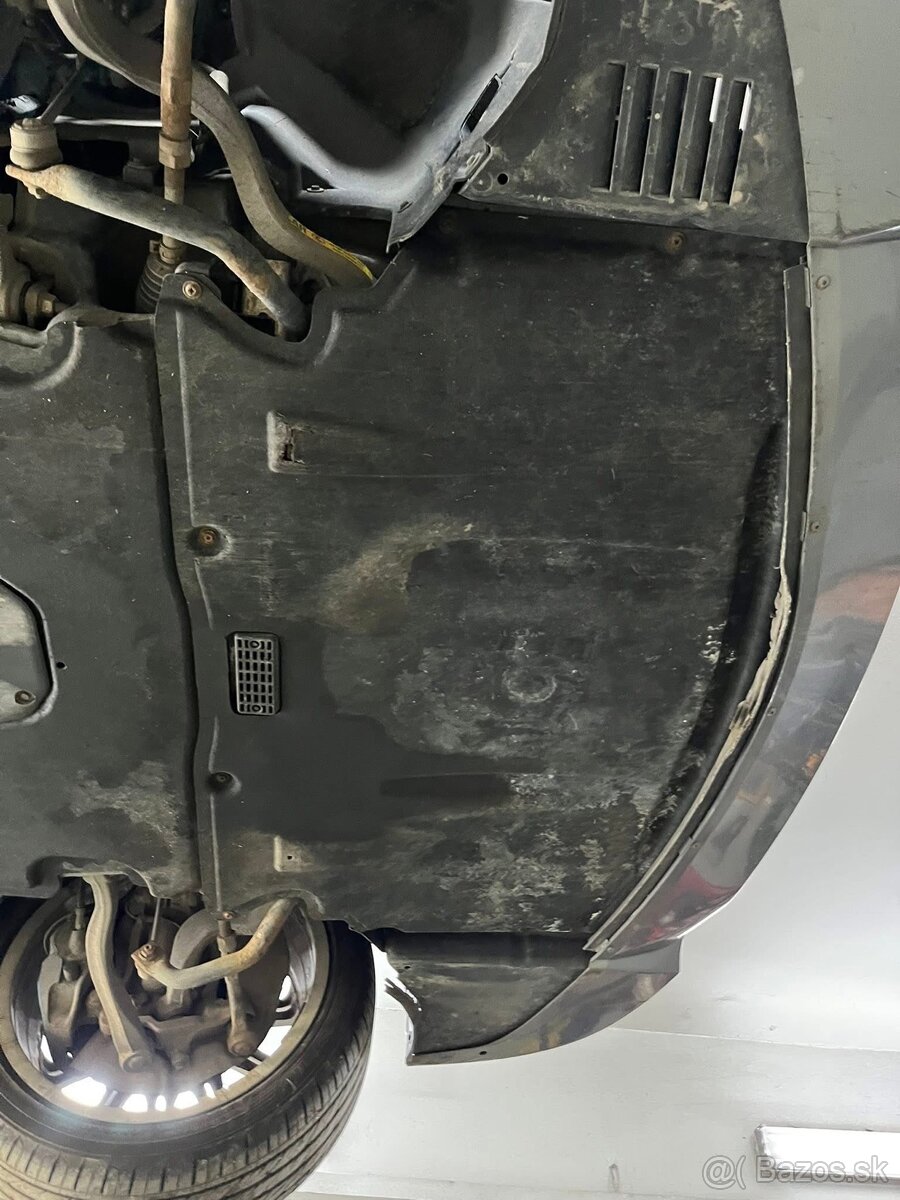 Spodne plasty Bmw e61 - 2