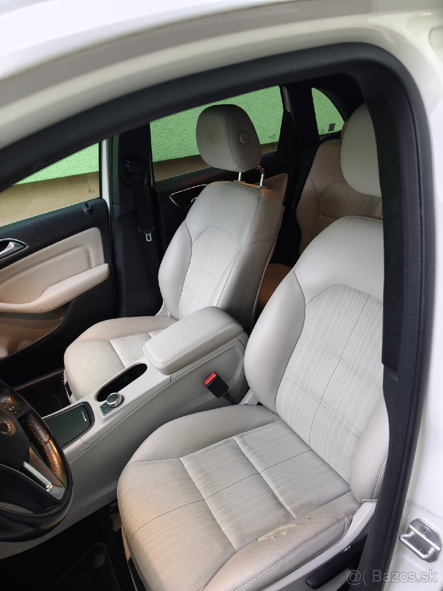 Mercedes Benz W246 rv2012 B200CDI 100kw automat - 2
