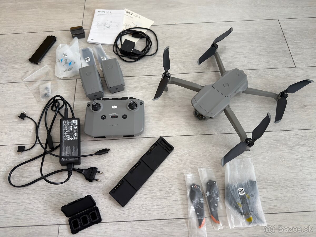 Dron DJI Mavic Air 2 Fly More Combo - 2