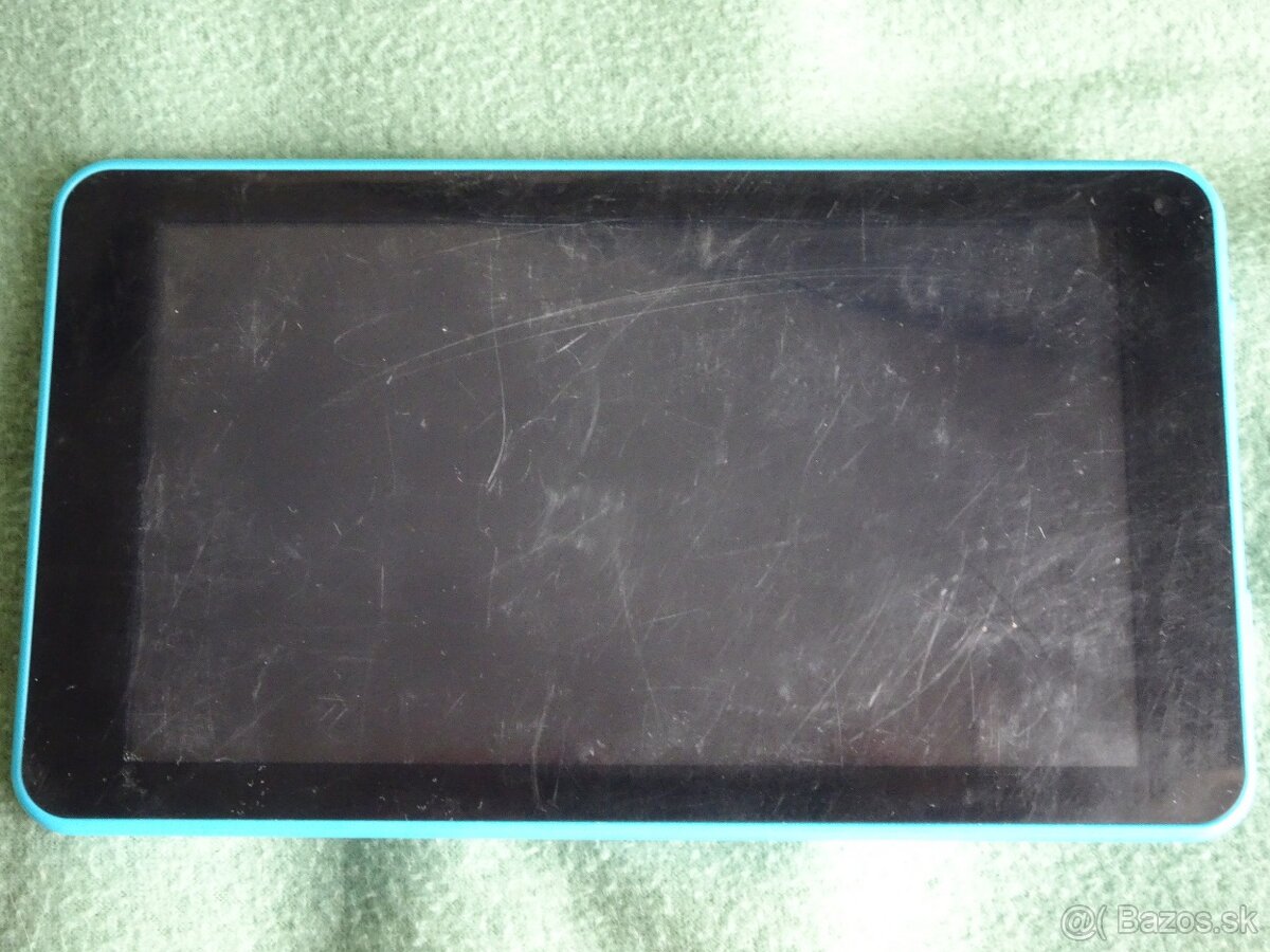 Predám tablet E-STAR BEAUTY 2HD na ND alebo opravu - 2