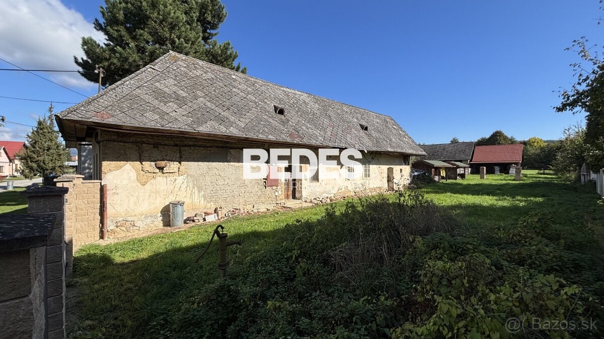 Atraktívny pozemok vhodný na výstavbu v obci Poluvsie, 2698m - 2