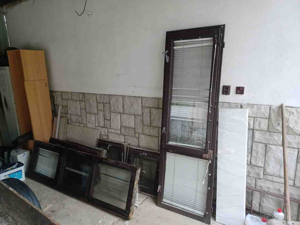 Drevené okná, dvojité sklo, žaluzie - 2