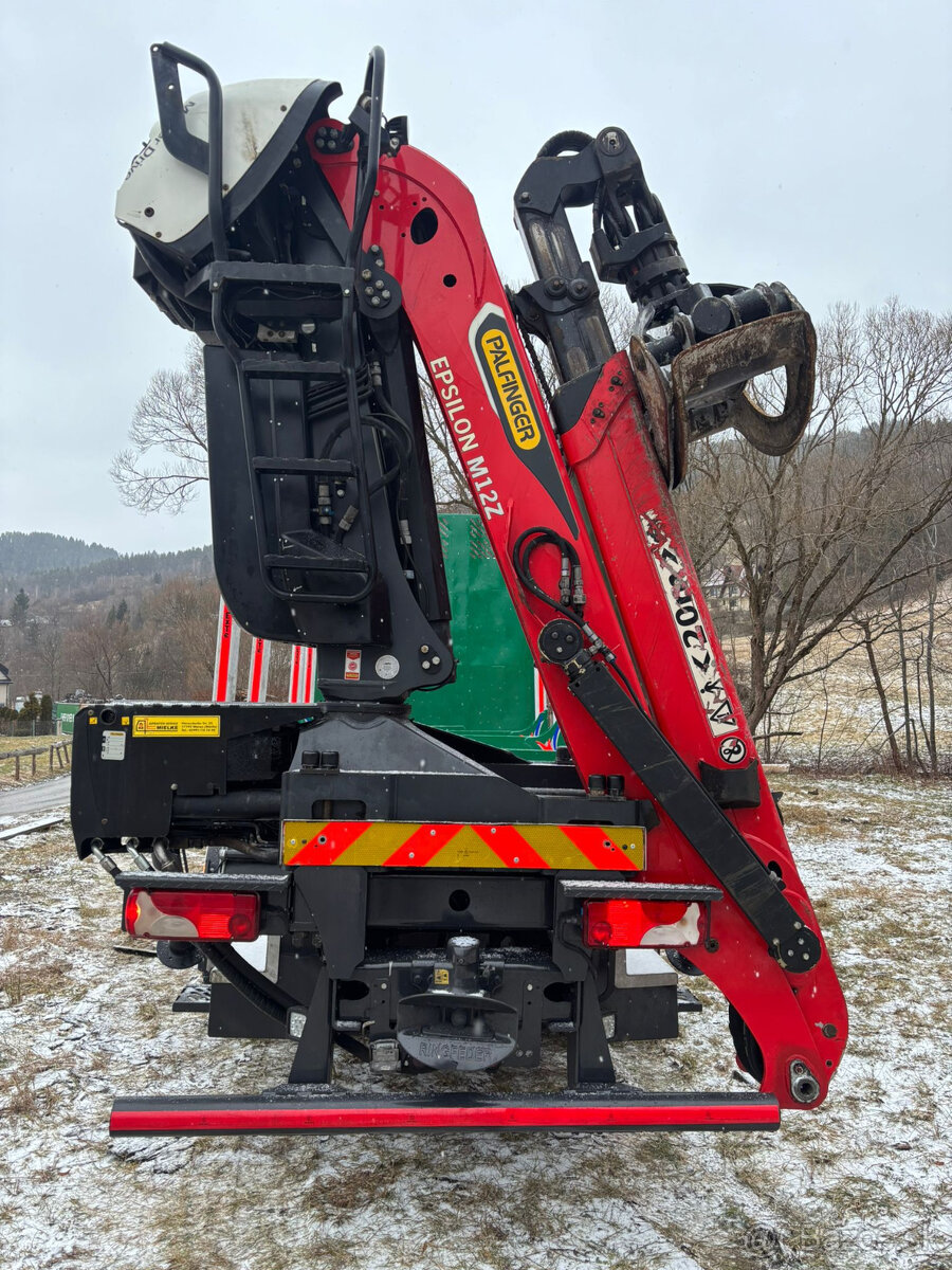 Scania G500 6x4 Lesovoz hydraulicka ruka Epsilon - 2