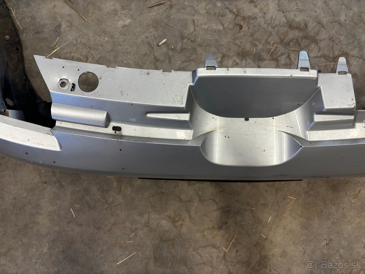 Predný nárazník Peugeot 407 coupe 2005 - 2