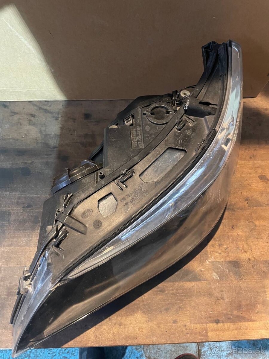 Predné svetla BMW E60/E61 - 2