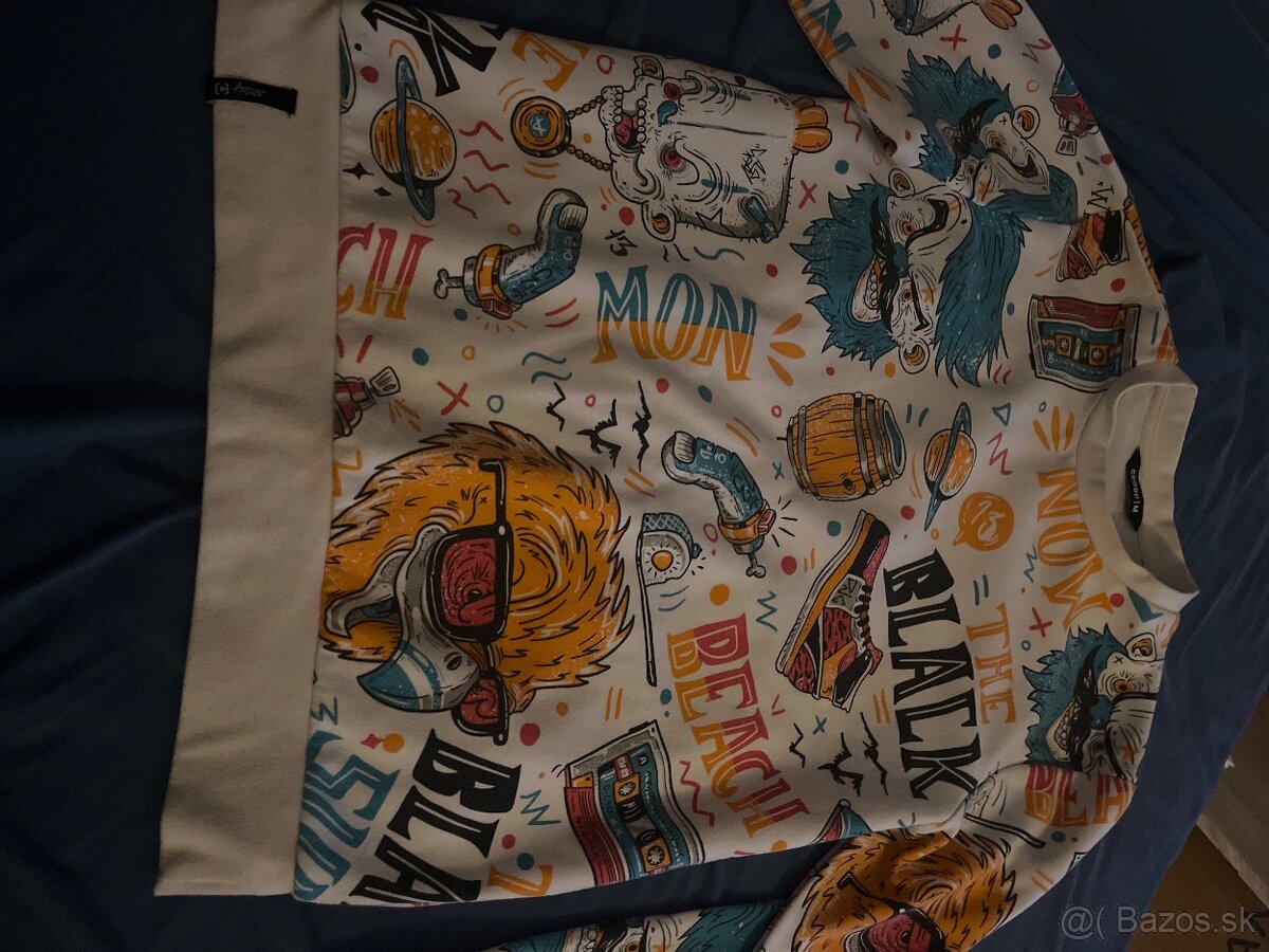 Predám mikinu a trička - 2