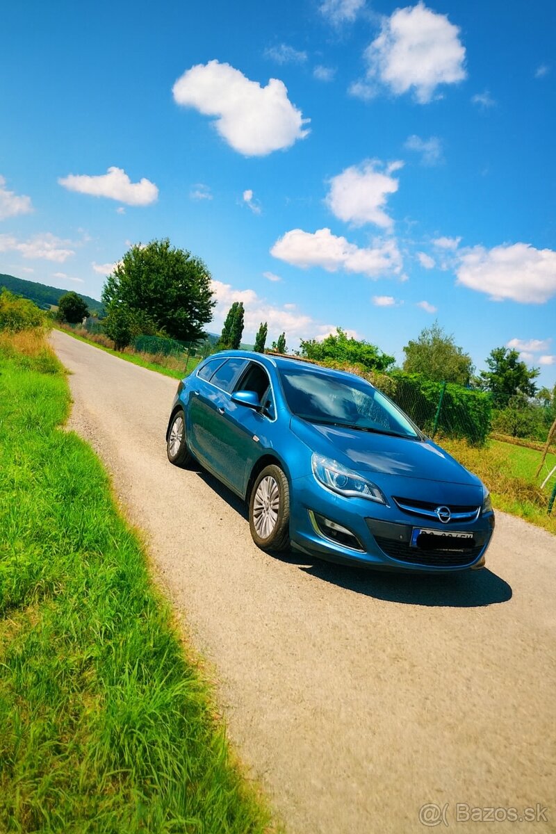 Opel Astra J - 2